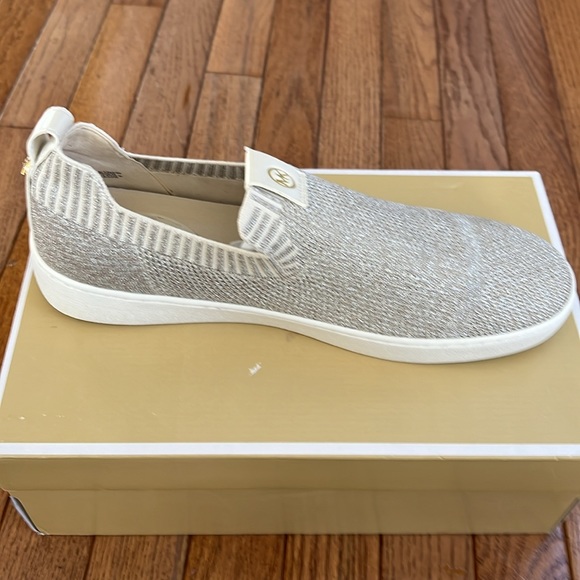 MICHAEL KORS Women's Juno Knit Slip-On Sneakers - Picture 1 of 12